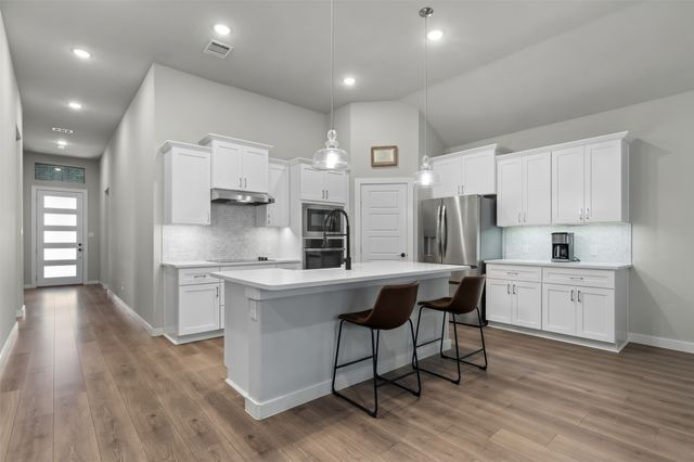 1373 Silverthorn Trail, Justin, TX 76247