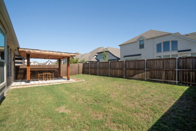 1373 Silverthorn Trail, Justin, TX 76247