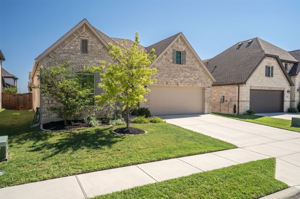 1373 Silverthorn Trail, Justin, TX 76247 — photo 3