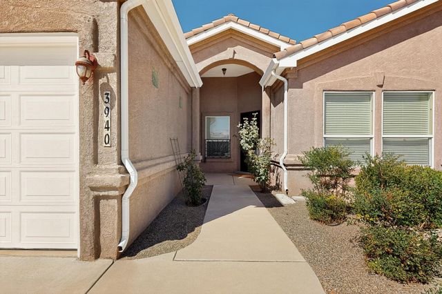 3940 BAY HILL Loop SE, Rio Rancho, NM 87124