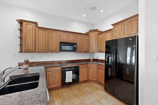 3940 BAY HILL Loop SE, Rio Rancho, NM 87124