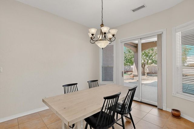 3940 BAY HILL Loop SE, Rio Rancho, NM 87124