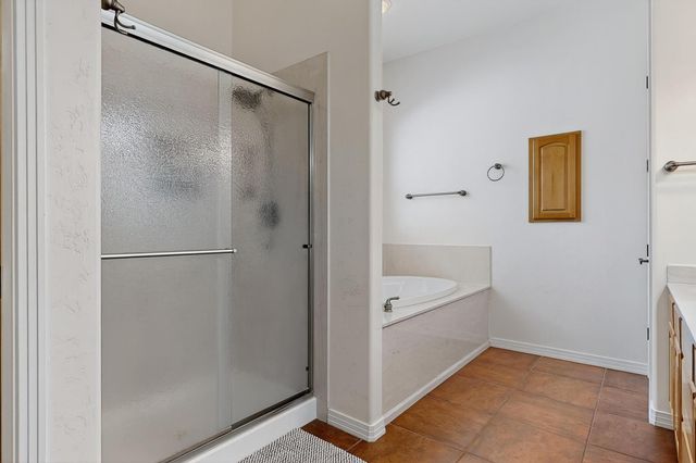 3940 BAY HILL Loop SE, Rio Rancho, NM 87124