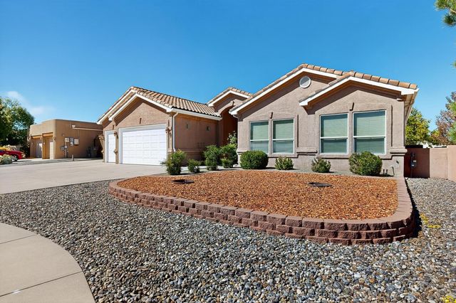 3940 BAY HILL Loop SE, Rio Rancho, NM 87124