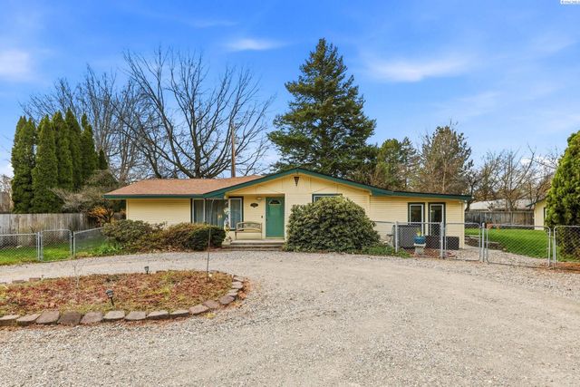 5016 W Park St, Pasco, WA 99301