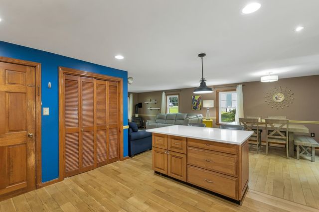 13 Durell Drive, Newmarket, NH 03857