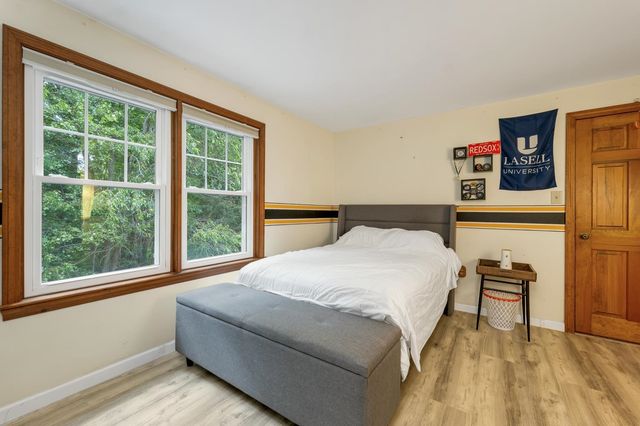 13 Durell Drive, Newmarket, NH 03857