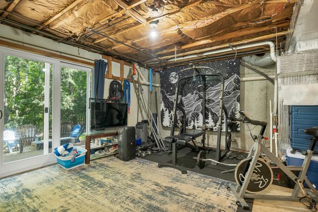 13 Durell Drive, Newmarket, NH 03857