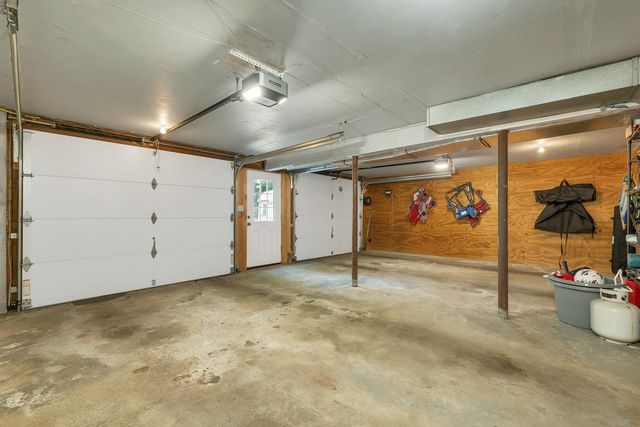 13 Durell Drive, Newmarket, NH 03857
