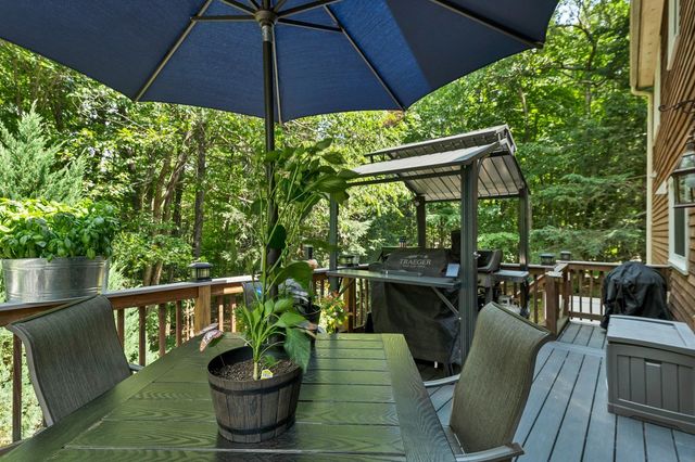 13 Durell Drive, Newmarket, NH 03857