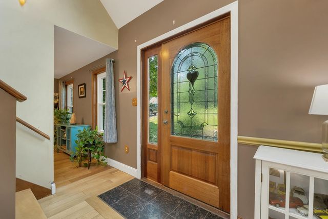 13 Durell Drive, Newmarket, NH 03857