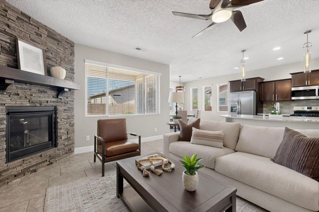 11920 Giacomo Avenue SE, Albuquerque, NM 87123