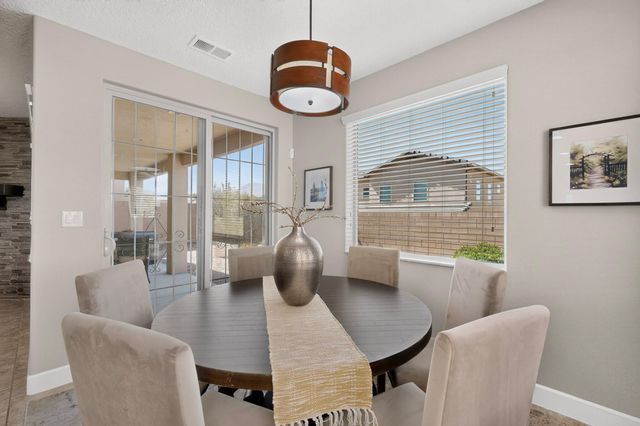 11920 Giacomo Avenue SE, Albuquerque, NM 87123