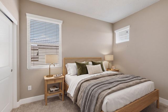 11920 Giacomo Avenue SE, Albuquerque, NM 87123