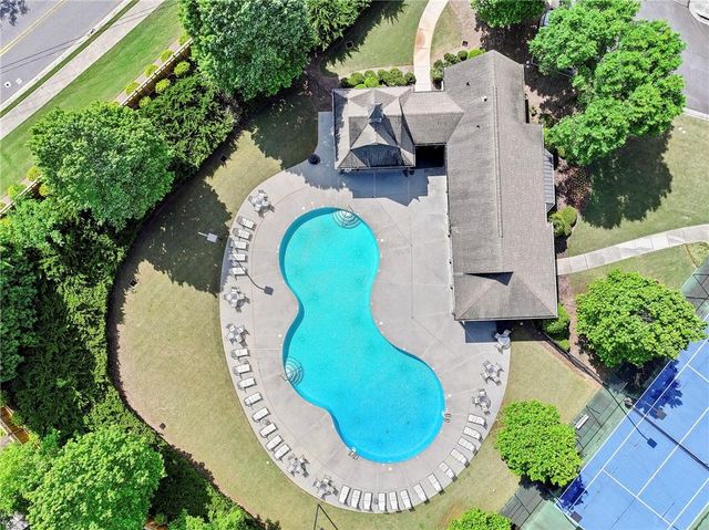 4565 Sterling Pointe Drive NW, Kennesaw, GA 30152