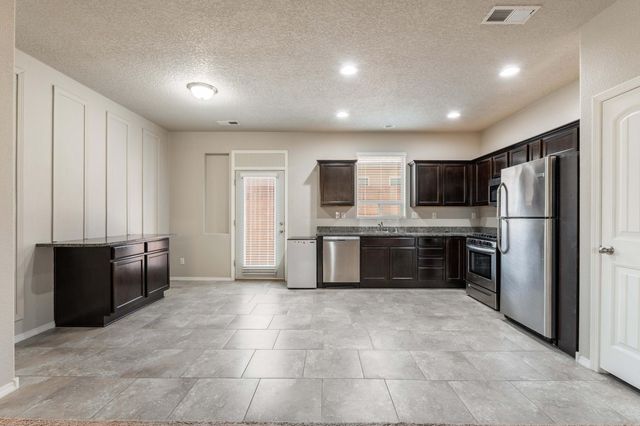 2419 Del Timbre Lane SW, Albuquerque, NM 87121