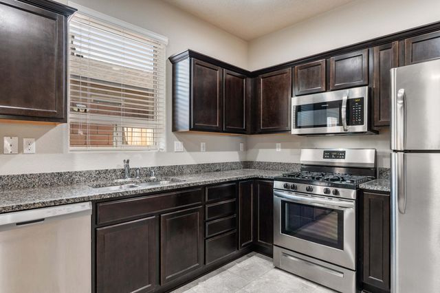 2419 Del Timbre Lane SW, Albuquerque, NM 87121