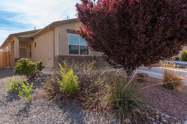 2419 Del Timbre Lane SW, Albuquerque, NM 87121