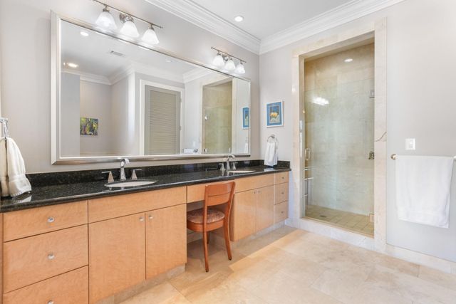 3388 Sage Road 2102, Houston, TX 77056