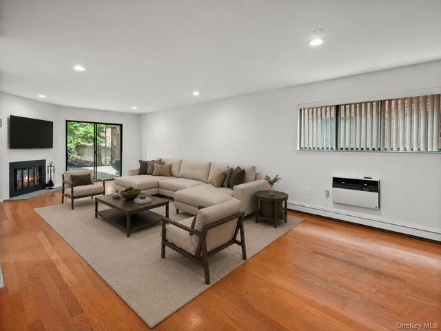 50 Dekalb Avenue N4F, White Plains, NY 10605