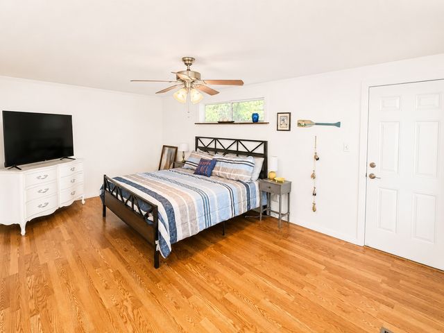 17160 Lakeview Drive, Flint, TX 75762