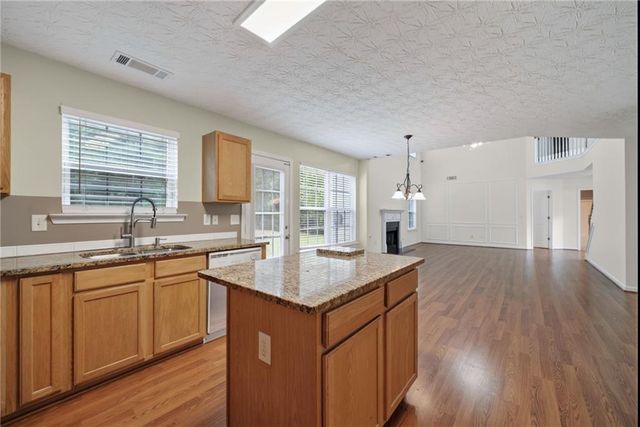 769 Roxholly Lane, Buford, GA 30518