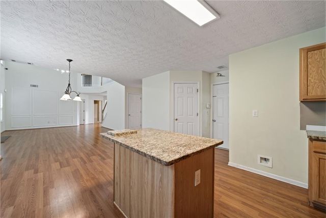 769 Roxholly Lane, Buford, GA 30518