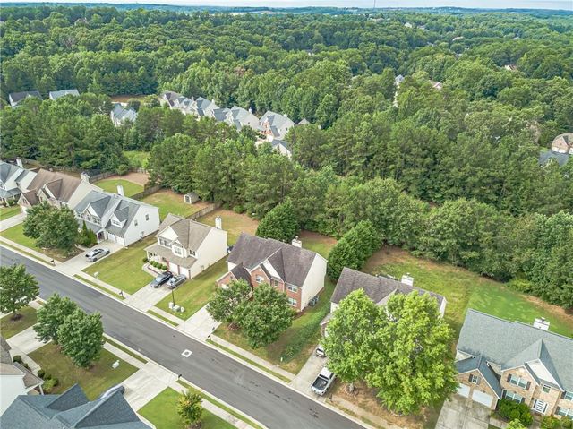 769 Roxholly Lane, Buford, GA 30518