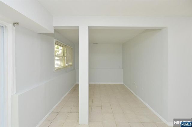 85 Primrose Lane B, Paramus, NJ 07652
