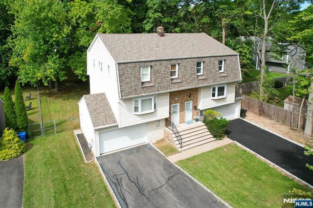 85 Primrose Lane B, Paramus, NJ 07652