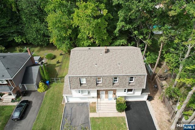 85 Primrose Lane B, Paramus, NJ 07652