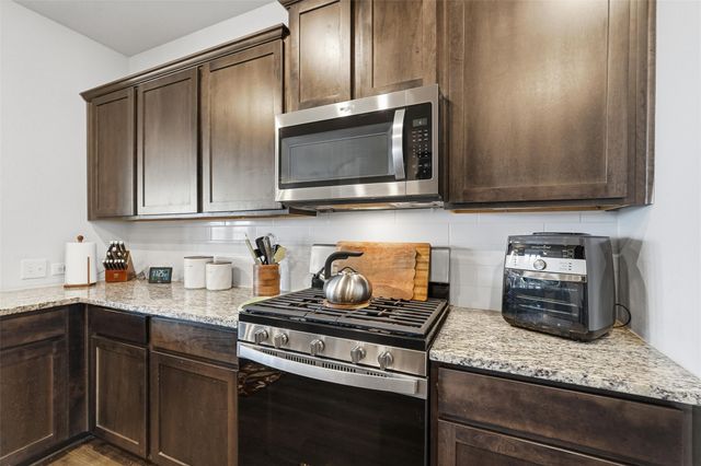 949 Philadelphia Street, Fate, TX 75189