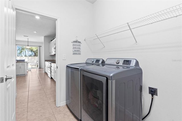 7612 SUNSHINE BRIDGE AVENUE, Gibsonton, FL 33534