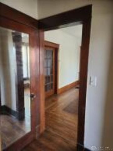 250 S Douglas Avenue, Springfield, OH 45505