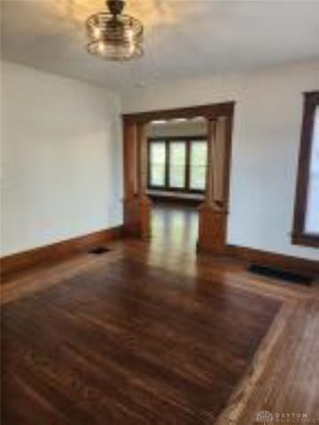 250 S Douglas Avenue, Springfield, OH 45505