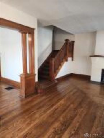 250 S Douglas Avenue, Springfield, OH 45505