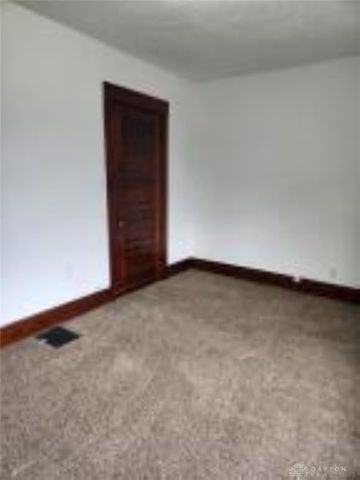 250 S Douglas Avenue, Springfield, OH 45505