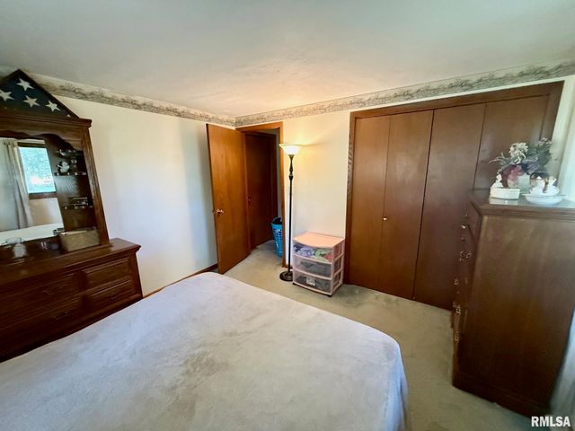 17122 RIVER VIEW Road, Petersburg, IL 62675