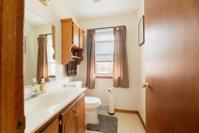 309 N 8th STREET, Waterford, WI 53185