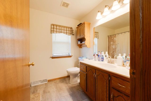 309 N 8th STREET, Waterford, WI 53185