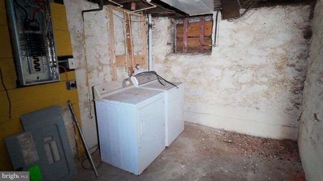 2562 EDMONDSON AVE, Baltimore, MD 21223