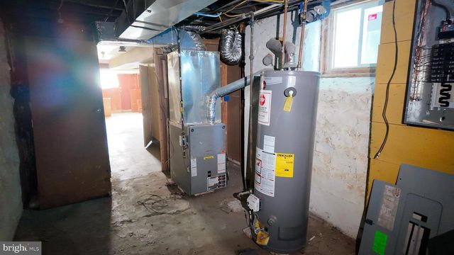 2562 EDMONDSON AVE, Baltimore, MD 21223