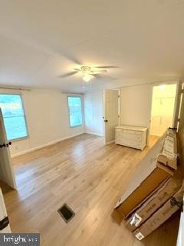 437 SHADY CREEK RD, Clear Brook, VA 22624