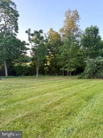 437 SHADY CREEK RD, Clear Brook, VA 22624