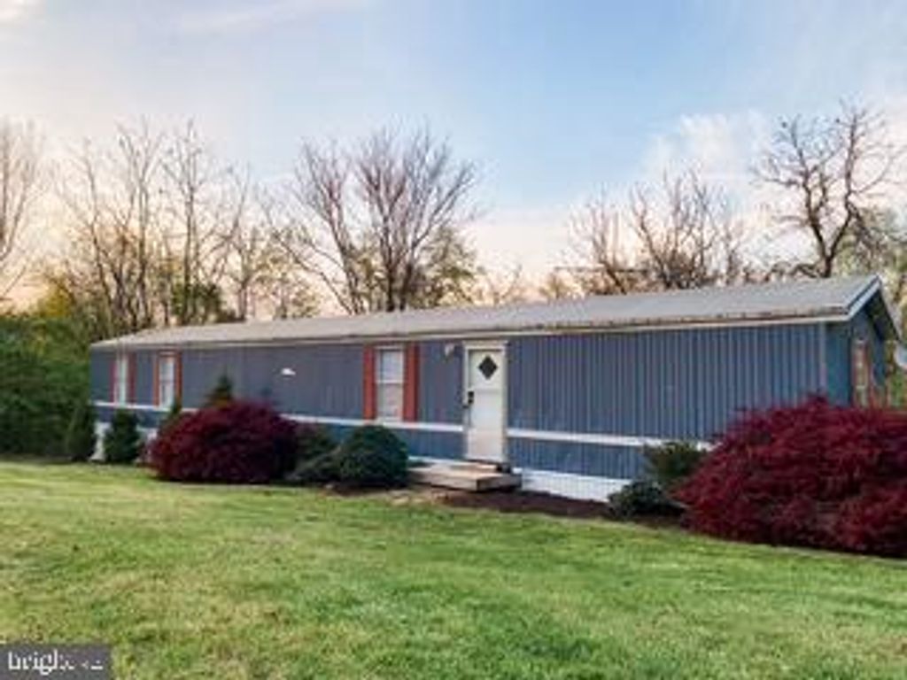 437 SHADY CREEK RD, Clear Brook, VA 22624