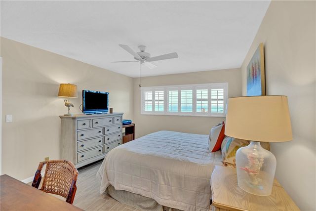 5159 N Highway A1a None 514, North Hutchinson Island, FL 34949