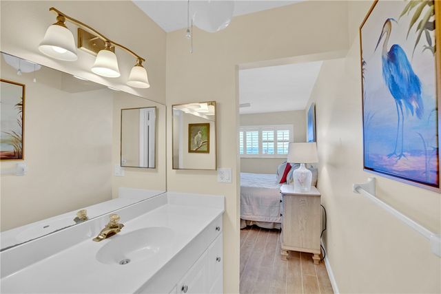 5159 N Highway A1a None 514, North Hutchinson Island, FL 34949