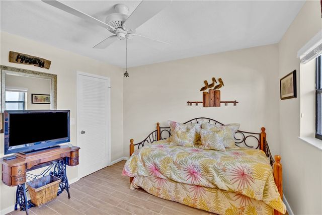 5159 N Highway A1a None 514, North Hutchinson Island, FL 34949