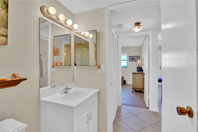 5159 N Highway A1a None 514, North Hutchinson Island, FL 34949