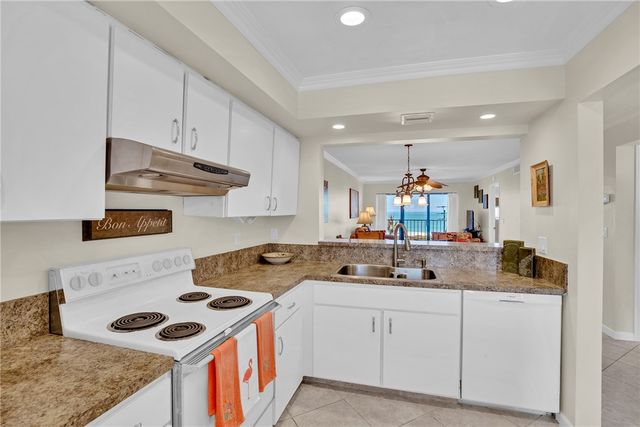 5159 N Highway A1a None 514, North Hutchinson Island, FL 34949